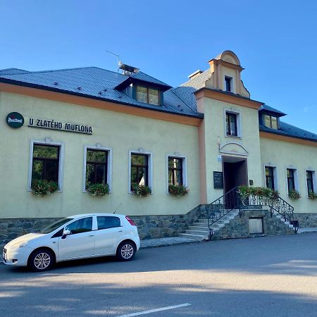 Penzion U Muflona Šternberk Exteriér fotografie